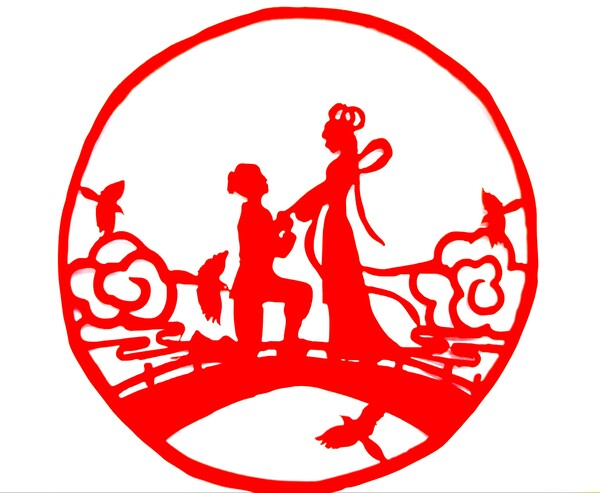 雄安918.com智汇城项目七夕剪纸活动--《鹊桥仙情定》（作者：四公司 韦秋练） .jpg
