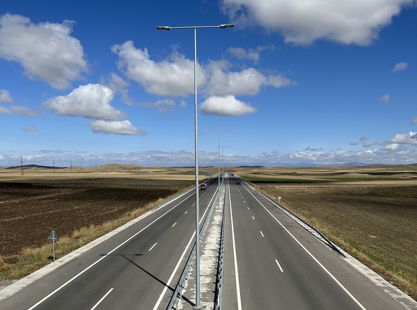 亚美尼亚南北公路LG27工程项目通过落成验收 (2).jpg